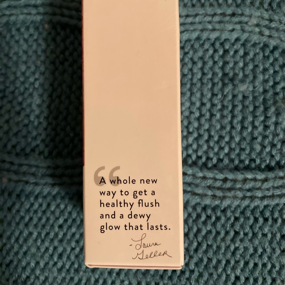 NEW Laura Geller blush in practical pink and enhancer drops in sunlight. - Picture 3 of 12